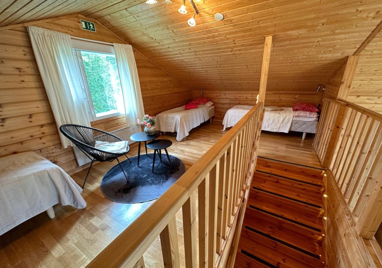 Napapiirin Jaervilomat Hotell Luukonniemi Eksteriør bilde